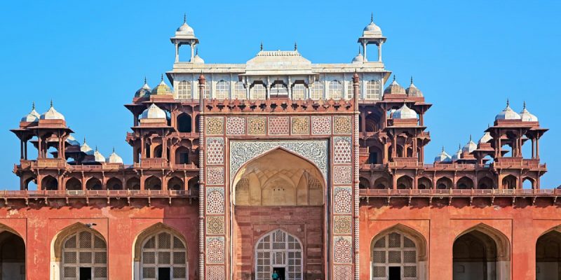 akbar2